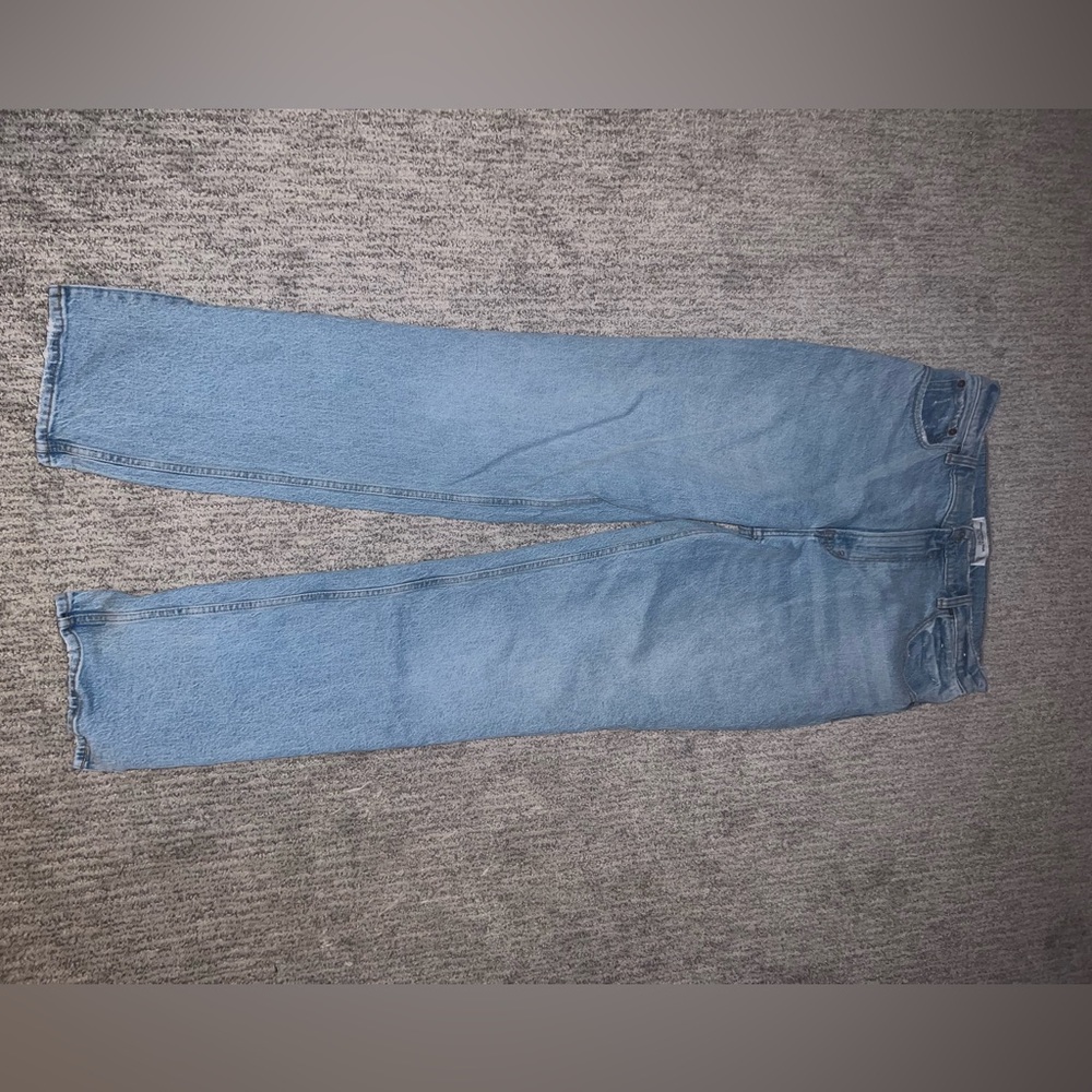 Abercrombie & Fitch Light Blue Straight Leg Jeans - Picture 4 of 5